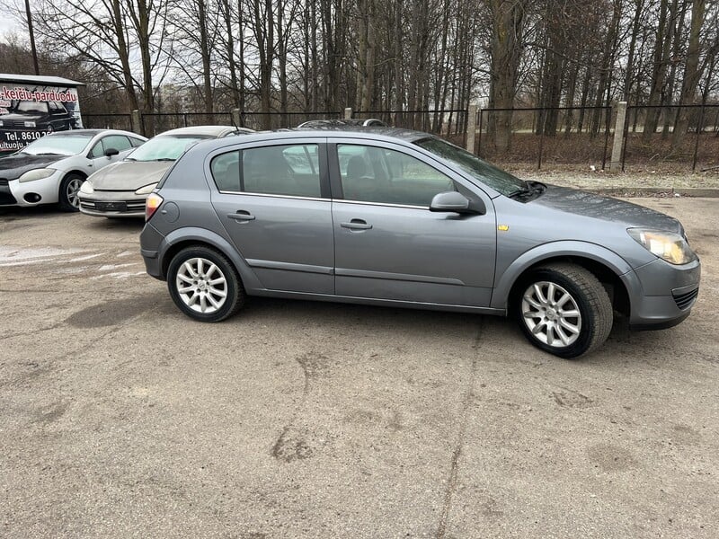 Nuotrauka 10 - Opel Astra 2005 m Hečbekas