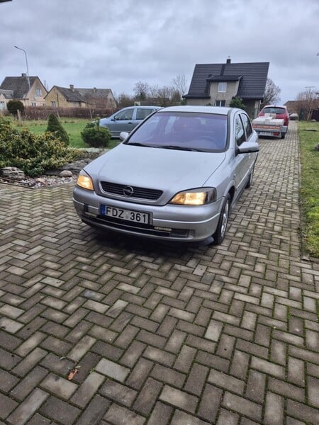 Photo 1 - Opel Astra 2004 y Hatchback