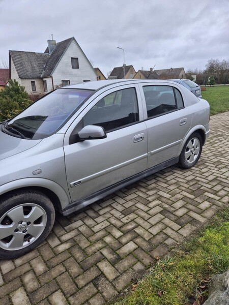 Photo 2 - Opel Astra 2004 y Hatchback