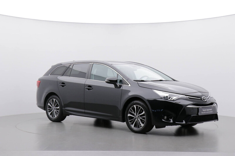 Photo 18 - Toyota Avensis 2018 y Wagon