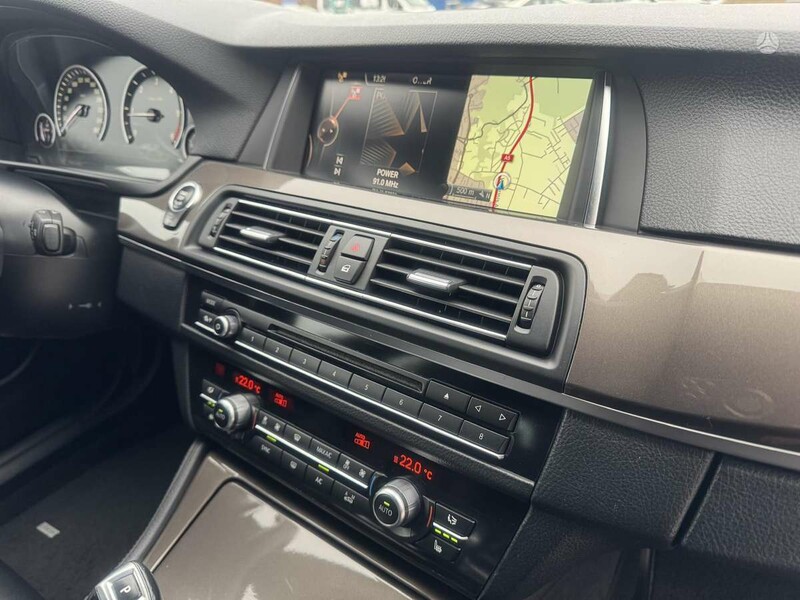 Nuotrauka 23 - Bmw 520 2014 m Universalas