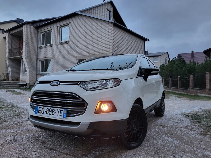 Photo 8 - Ford EcoSport 2017 y Off-road / Crossover