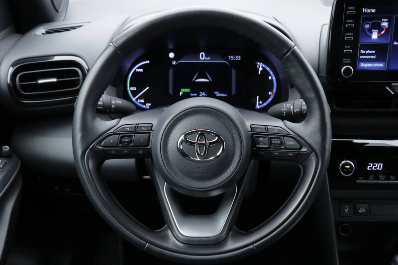 Фотография 12 - Toyota Yaris Cross 2023 г Внедорожник / Кроссовер