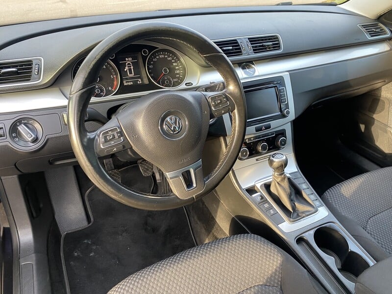 Photo 19 - Volkswagen Passat 2011 y Wagon