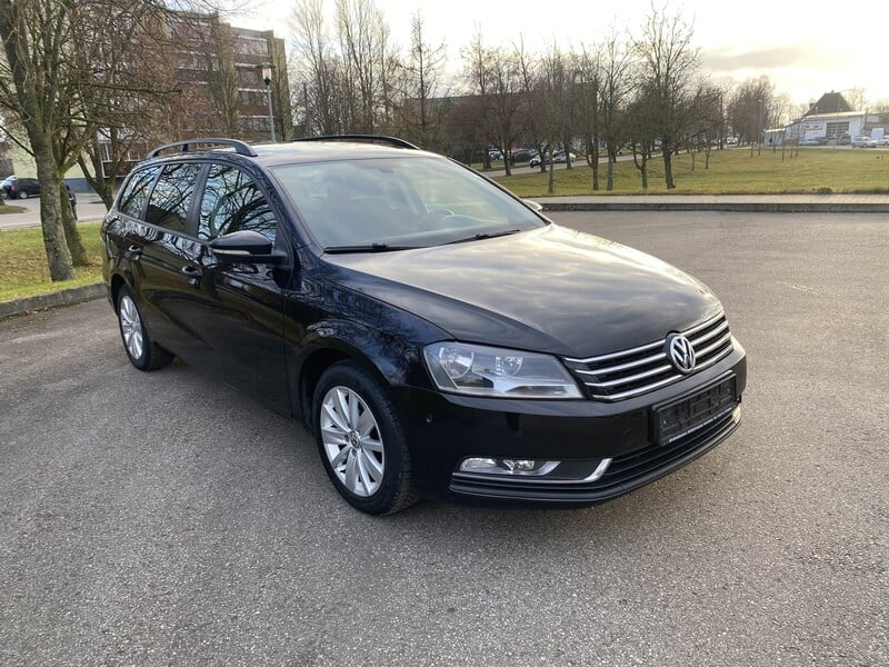 Photo 2 - Volkswagen Passat 2011 y Wagon