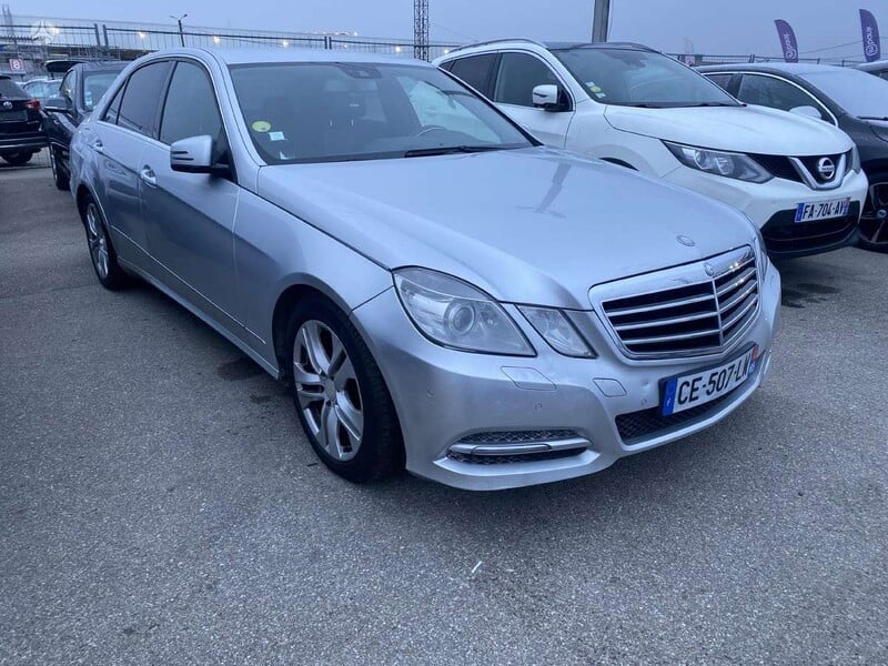 Photo 1 - Mercedes-Benz E 250 2013 y Sedan