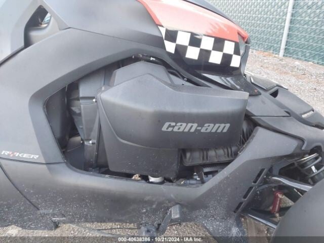 Photo 8 - Can-Am 2021 y Three-wheel motorcycle