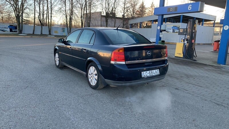 Фотография 4 - Opel Vectra 2004 г Седан