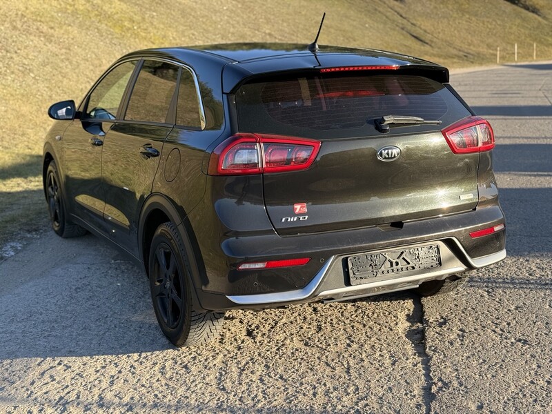 Nuotrauka 9 - Kia Niro 2017 m Visureigis / Krosoveris