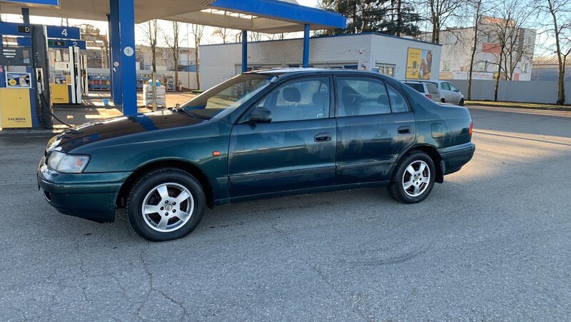 Фотография 4 - Toyota Carina 1997 г Седан