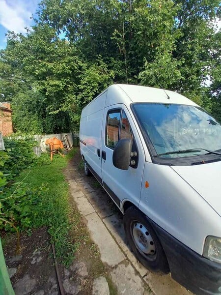 Photo 1 - Fiat Ducato 2004 y Heavy minibus