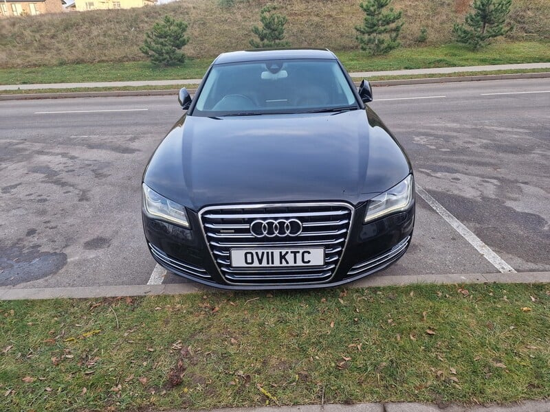 Photo 5 - Audi A8 2011 y Sedan