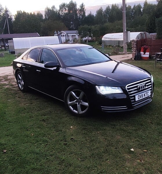 Photo 8 - Audi A8 2011 y Sedan