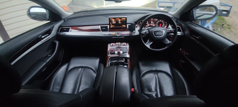 Photo 13 - Audi A8 2011 y Sedan