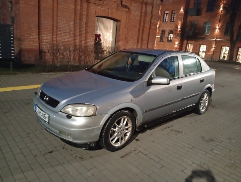 Фотография 1 - Opel Astra 2001 г Хэтчбек