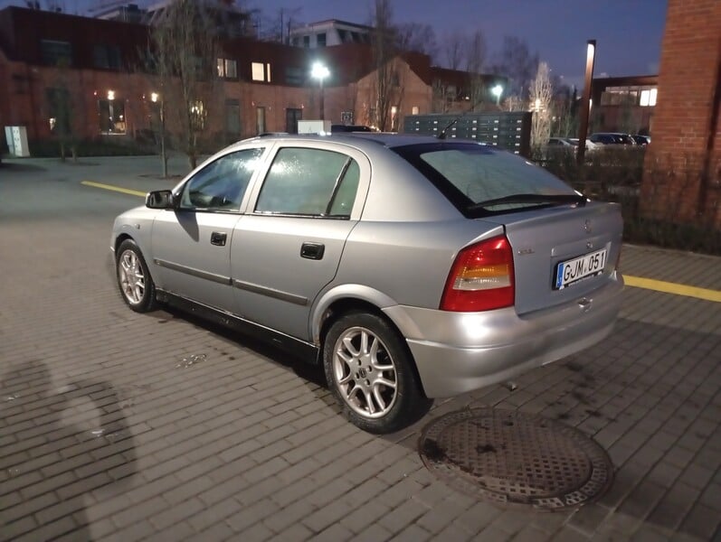 Фотография 3 - Opel Astra 2001 г Хэтчбек