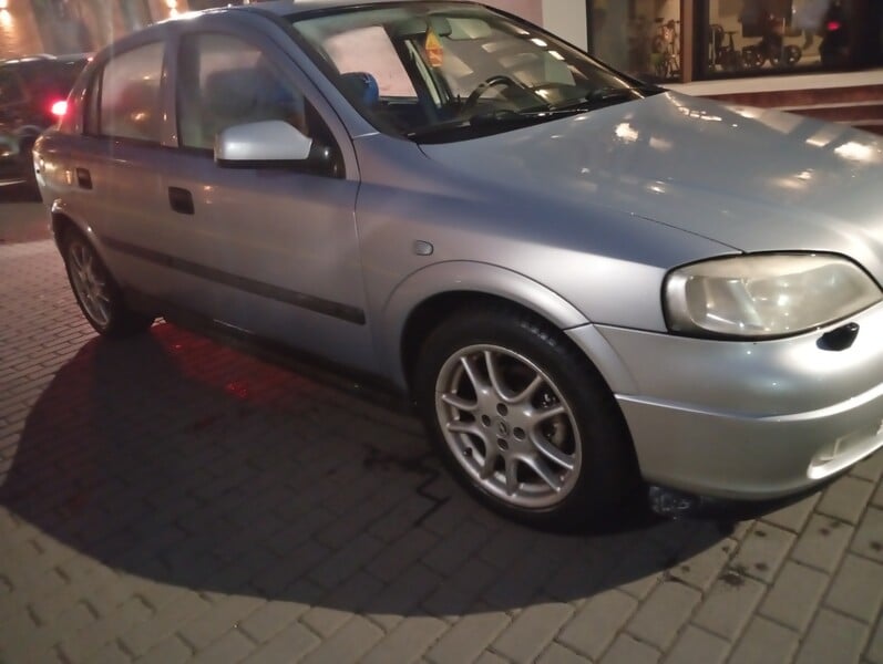 Фотография 6 - Opel Astra 2001 г Хэтчбек