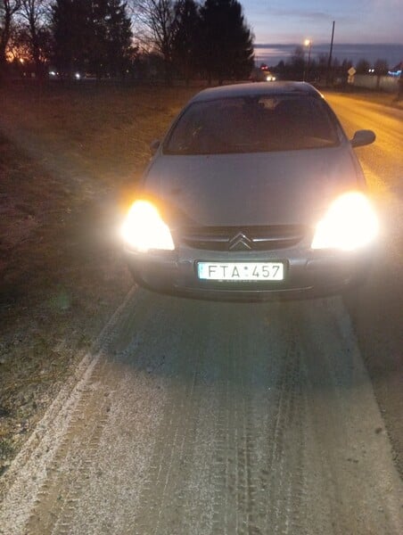 Photo 2 - Citroen C5 2003 y Hatchback