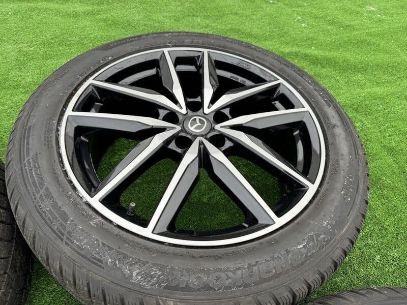 Photo 2 - Mazda Siunciam, 7.5J ET40 light alloy R19 rims