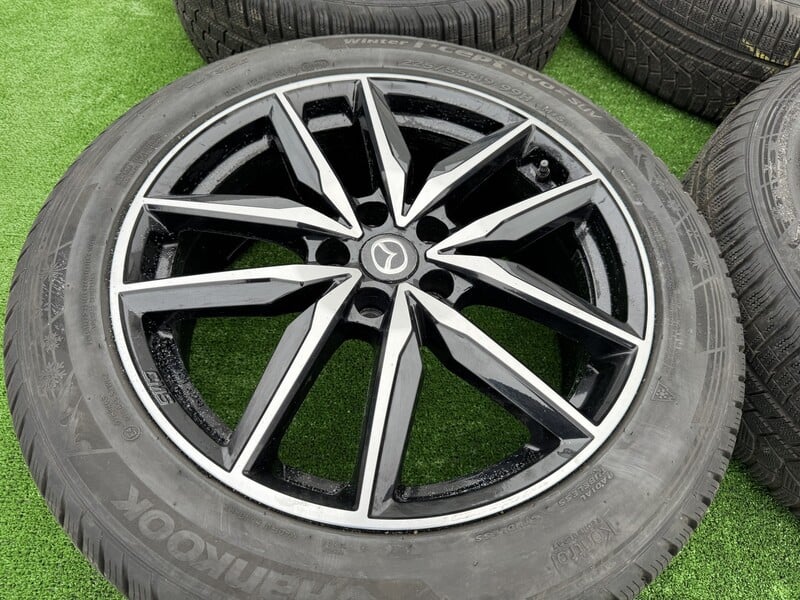 Photo 4 - Mazda Siunciam, 7.5J ET40 light alloy R19 rims