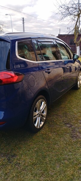 Photo 3 - Opel Zafira Tourer 2013 y Van