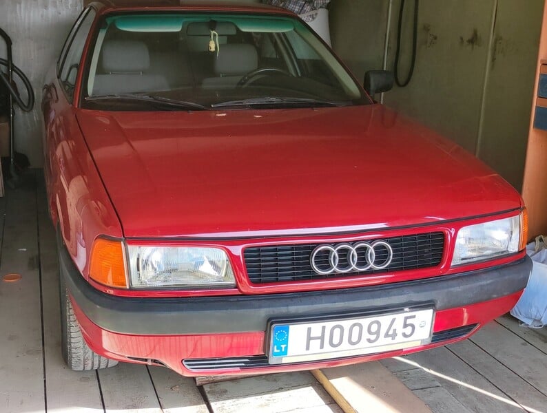 Фотография 1 - Audi 80 1986 г Седан