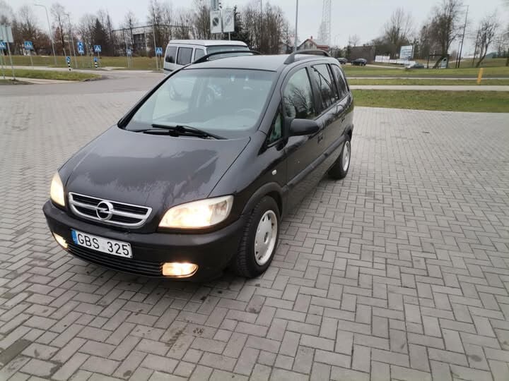 Photo 3 - Opel Zafira 2004 y Van