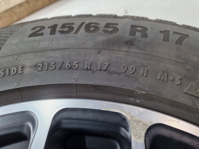 Photo 13 - Continental 5-6mm R17 winter tyres passanger car