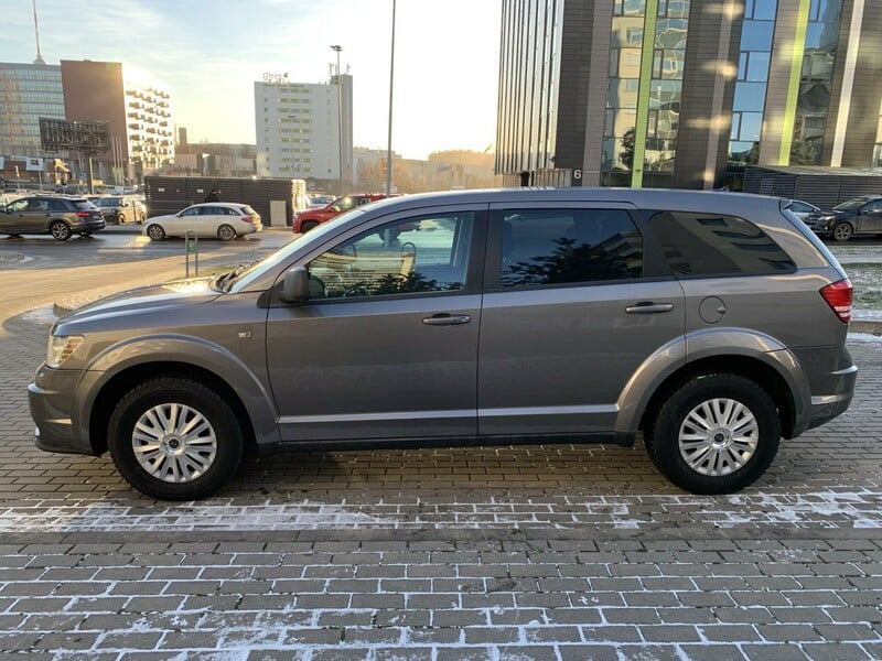 Фотография 8 - Dodge Journey 2012 г Внедорожник / Кроссовер