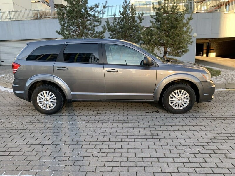 Фотография 4 - Dodge Journey 2012 г Внедорожник / Кроссовер