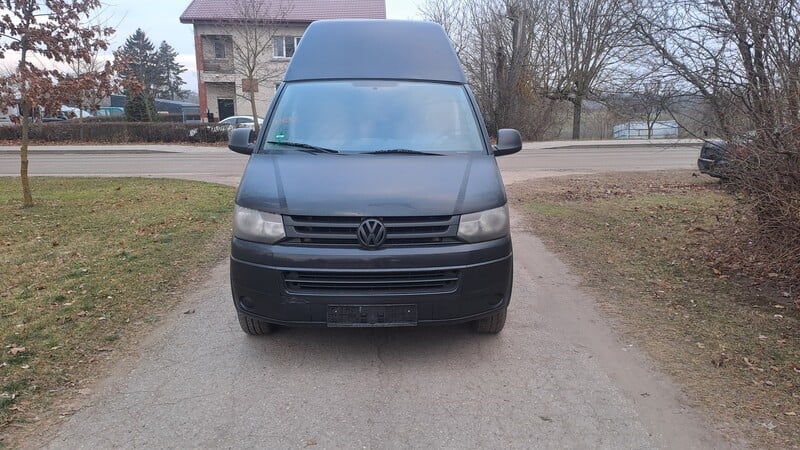 Фотография 1 - Volkswagen Transporter 2010 г Микроавтобус