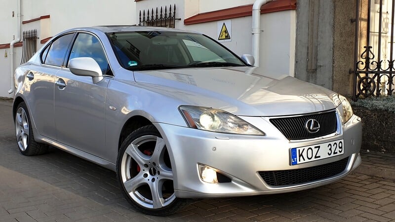 Photo 4 - Lexus IS 220 2006 y Sedan