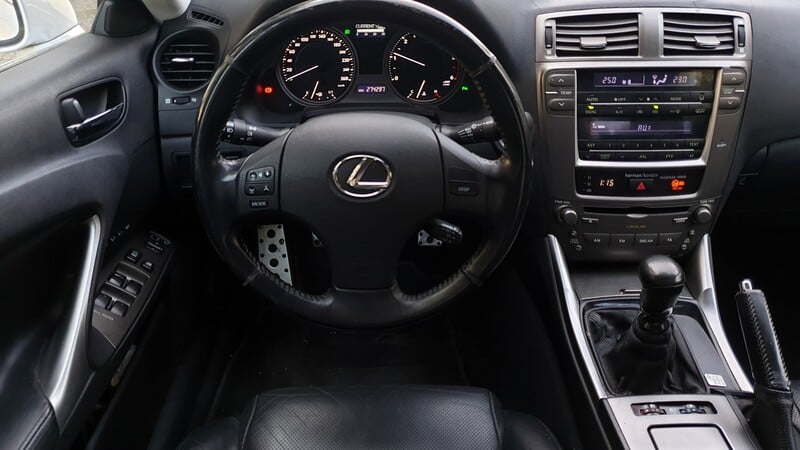 Photo 12 - Lexus IS 220 2006 y Sedan