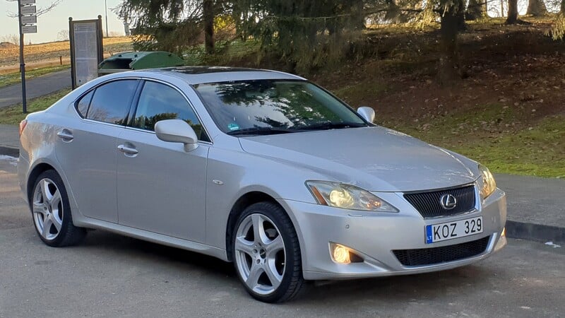 Photo 9 - Lexus IS 220 2006 y Sedan