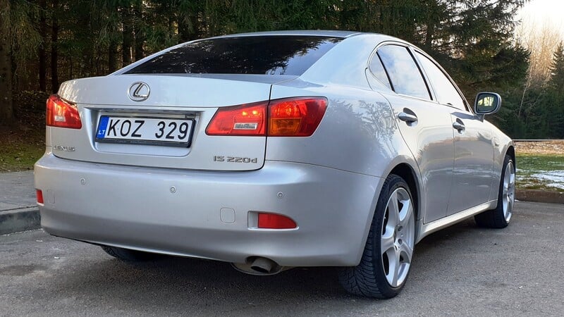 Photo 8 - Lexus IS 220 2006 y Sedan