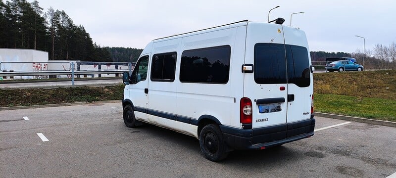 Photo 2 - Renault Master 2005 y Minibus