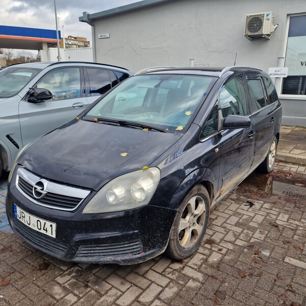 Photo 2 - Opel Zafira 2006 y Van