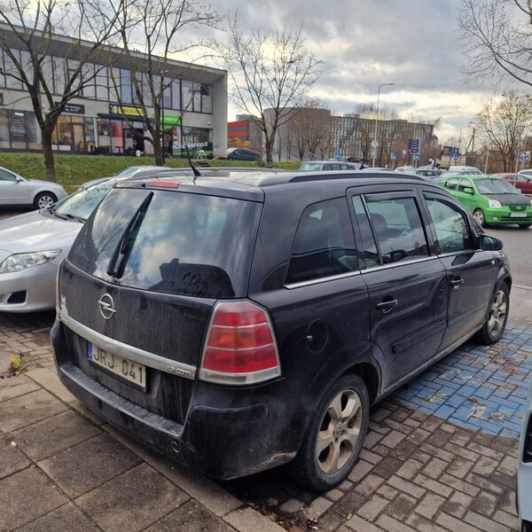 Photo 5 - Opel Zafira 2006 y Van