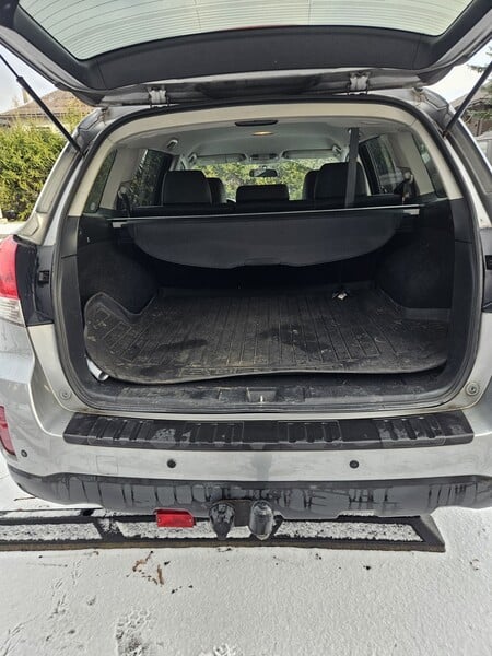 Photo 11 - Subaru OUTBACK 2010 y Wagon