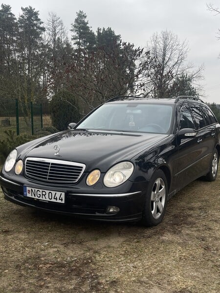 Photo 1 - Mercedes-Benz E 270 2004 y Wagon