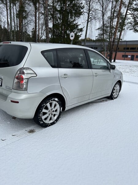 Фотография 3 - Toyota Corolla Verso 2004 г Универсал