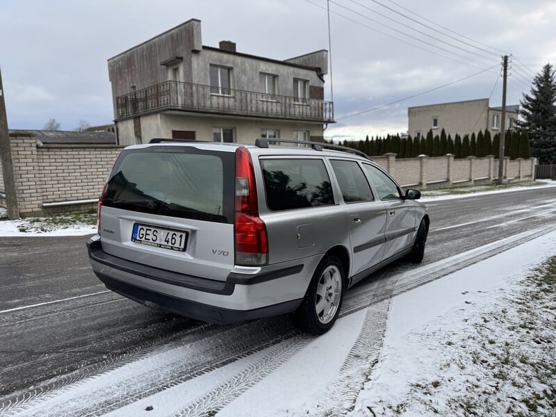 Photo 4 - Volvo V70 2004 y Wagon