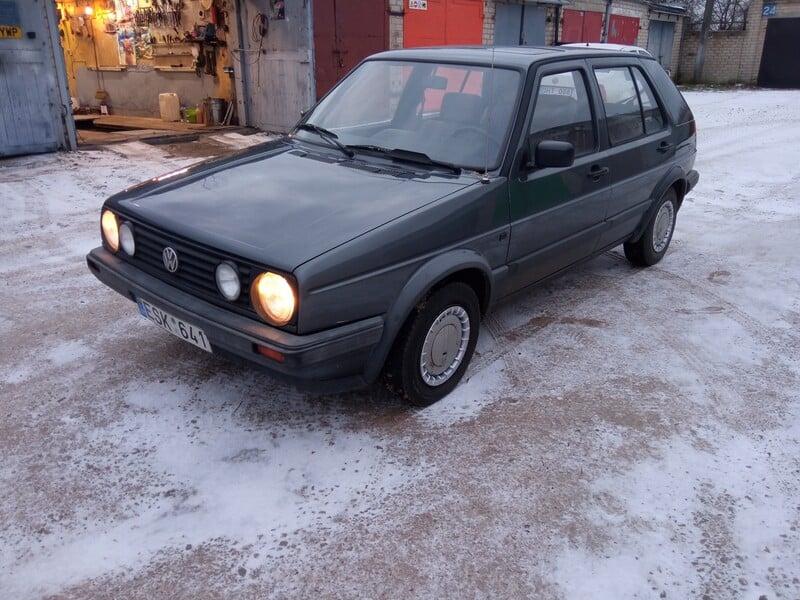 Photo 4 - Volkswagen Golf 1987 y Hatchback