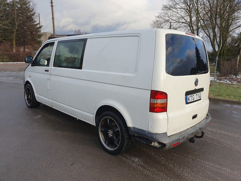 Фотография 6 - Volkswagen Transporter 2004 г Комби микроавтобус