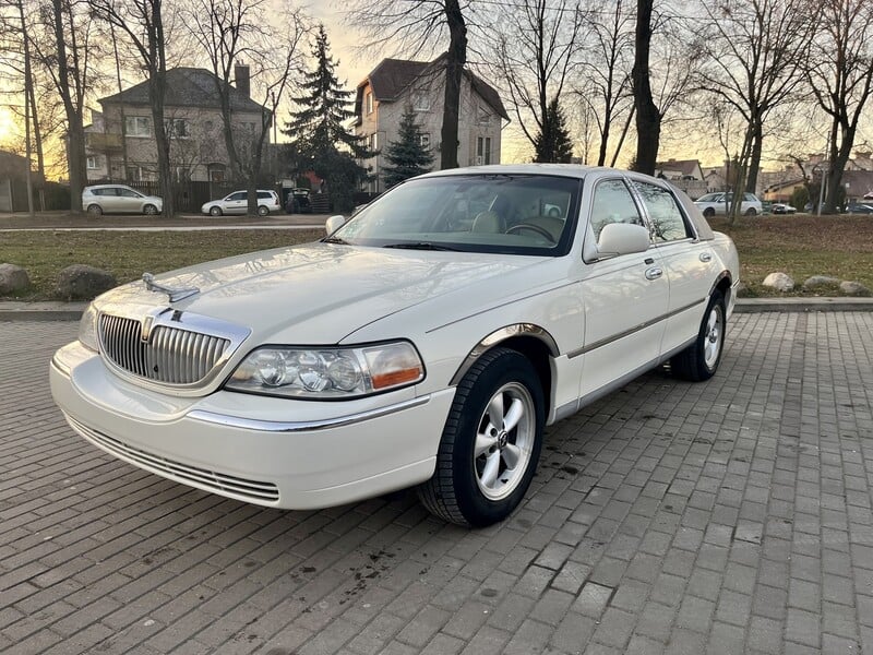 Nuotrauka 2 - Lincoln Town Car 2007 m Sedanas