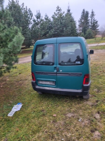 Photo 3 - Citroen Berlingo 2004 y Van