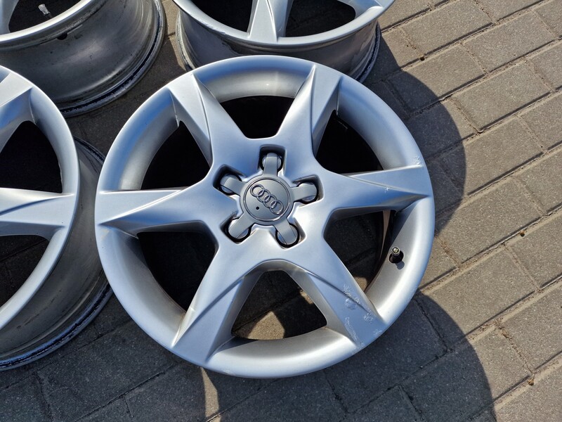 Photo 3 - Audi A3, A4, A6, Orig. A6 light alloy R16 rims