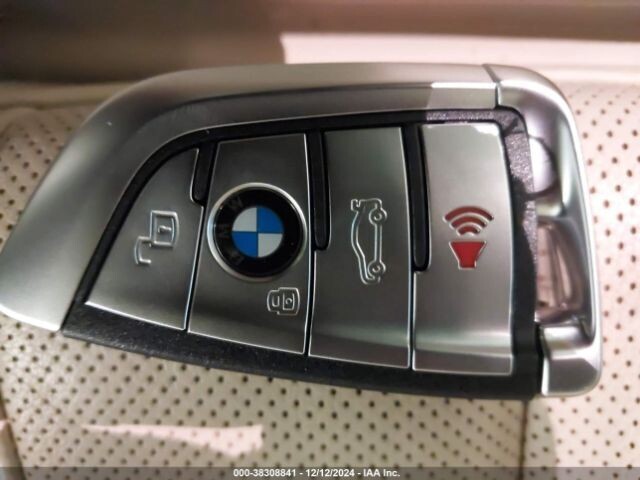 Photo 11 - Bmw X7 2021 y Off-road / Crossover