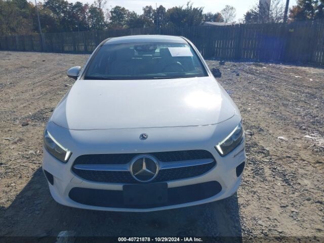 Photo 12 - Mercedes-Benz A 220 2019 y Sedan