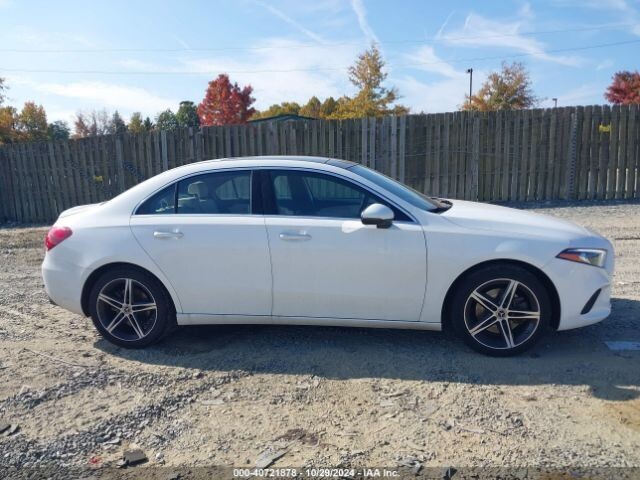 Photo 13 - Mercedes-Benz A 220 2019 y Sedan